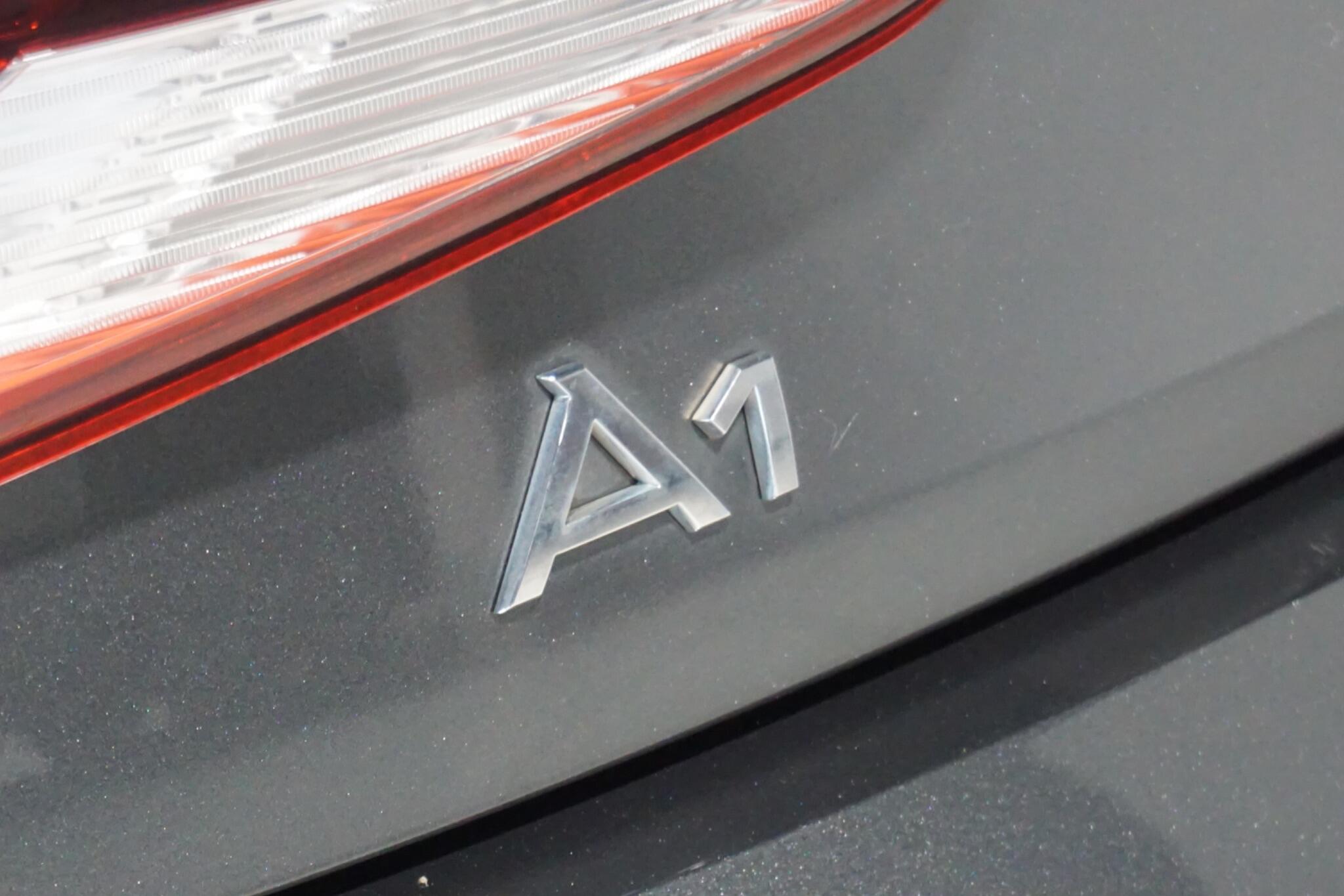 Audi A1 1.6 TDI S line Sportback 5dr Diesel Manual Euro 6 (s/s) (116 ps)